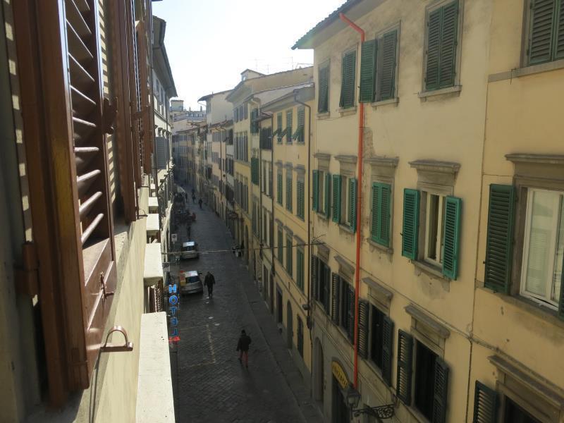 Hostel Archi Rossi Firenze Bagian luar foto